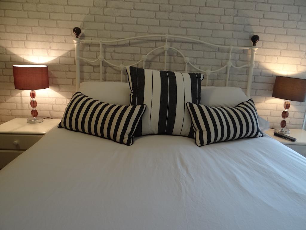 The Dundry Inn Winford Room photo
